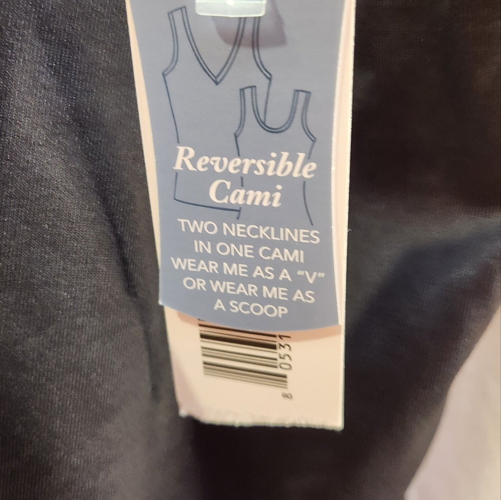 PASSPORTS Reversible Cami - Picture 7 of 7